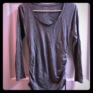 🌟Final Sale🌟 Gap Maternity long sleeve shirt